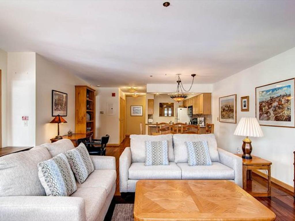 Tyra Chalet 127 Breckenridge Room photo